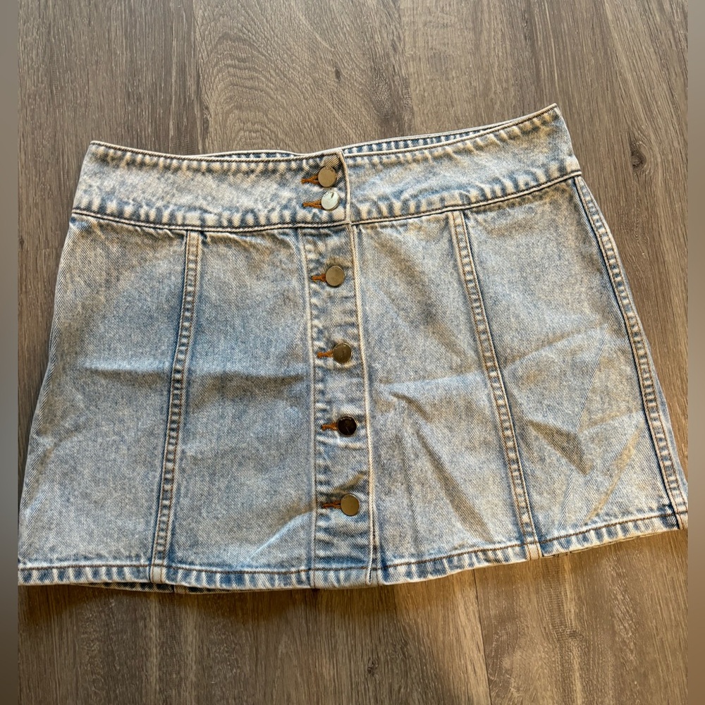 Volcom “Keep the Vibe Alive” Jean Mini Skirt